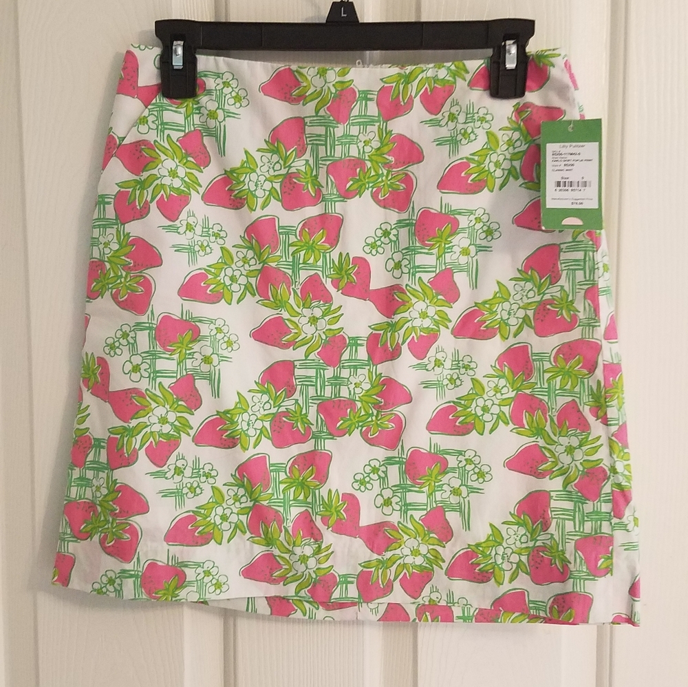 SOLD Lilly Pulitzer Strawberry Creme Fraiche Skirt